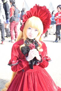 Rating: Safe Score: 0 Tags: blonde_hair blue_eyes blurry depth_of_field dress flower frills long_sleeves looking_at_viewer multiple_boys multiple_girls photo red_dress rose shinku solo solo_focus User: admin