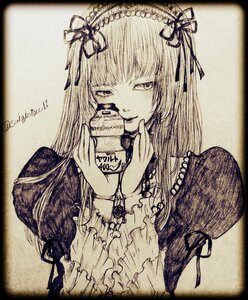 Rating: Safe Score: 0 Tags: 1girl bangs black_border closed_mouth cup dress frilled_hairband frills gothic_lolita hairband holding image letterboxed lolita_fashion lolita_hairband long_hair long_sleeves looking_at_viewer monochrome photo ribbon shikishi solo suigintou traditional_media upper_body User: admin