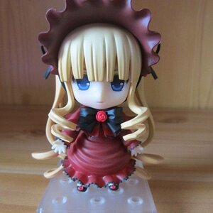 Rating: Safe Score: 0 Tags: 1girl bangs blonde_hair blue_eyes bonnet bow bowtie chibi doll dress figure flower full_body hat long_hair long_sleeves looking_at_viewer photo red_dress rose shinku solo standing very_long_hair User: admin