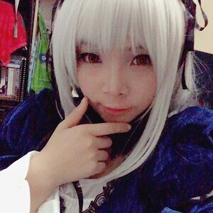 Rating: Safe Score: 0 Tags: 1girl bangs closed_mouth hat looking_at_viewer red_eyes solo suigintou white_hair User: admin