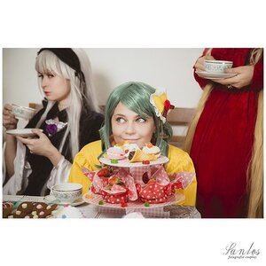 Rating: Safe Score: 0 Tags: 2girls cake dated eating flower food green_hair hair_ornament long_hair multiple_cosplay multiple_girls pastry realistic signature suigintou tagme User: admin