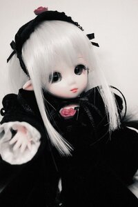 Rating: Safe Score: 0 Tags: 1girl bangs black_dress black_theme blurry closed_mouth depth_of_field doll gothic_lolita lips lolita_fashion long_hair long_sleeves looking_at_viewer simple_background solo suigintou upper_body User: admin