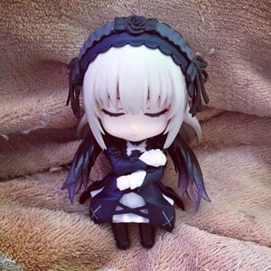 Rating: Safe Score: 0 Tags: 1girl bangs black_dress black_wings chibi closed_eyes closed_mouth doll dress facing_viewer flower hairband long_hair long_sleeves rose silver_hair solo standing suigintou very_long_hair wings User: admin