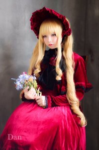 Rating: Safe Score: 0 Tags: 1girl bangs blonde_hair blue_eyes bouquet dress flower holding lips long_hair long_sleeves looking_at_viewer red_dress rose shinku solo User: admin