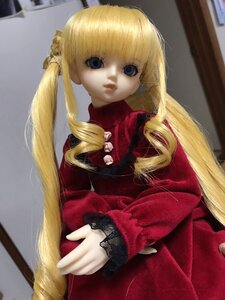 Rating: Safe Score: 0 Tags: 1girl bangs blonde_hair blue_eyes doll expressionless hat indoors long_hair long_sleeves looking_at_viewer photo shinku solo twintails upper_body User: admin