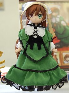 Rating: Safe Score: 0 Tags: 1girl blurry brown_hair depth_of_field doll dress frills full_body green_dress green_eyes head_scarf heterochromia looking_at_viewer photo puffy_sleeves red_eyes solo standing suiseiseki User: admin