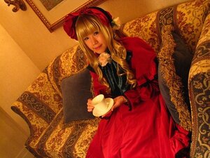 Rating: Safe Score: 0 Tags: 1girl blonde_hair dress flower lace long_hair looking_at_viewer red_dress rose shinku sitting solo User: admin