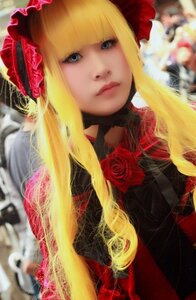 Rating: Safe Score: 0 Tags: 1girl bangs blonde_hair blue_eyes blurry blurry_background blurry_foreground closed_mouth depth_of_field flower lips long_hair looking_at_viewer photo red_flower red_rose rose shinku sidelocks solo User: admin