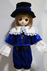 Rating: Safe Score: 0 Tags: 1girl bangs blue_dress brown_hair capelet doll dress hat long_sleeves looking_at_viewer photo red_eyes short_hair solo souseiseki standing User: admin