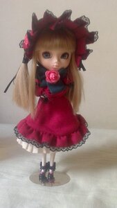Rating: Safe Score: 0 Tags: 1girl arms_behind_back auto_tagged blonde_hair bonnet bow doll dress flower full_body long_hair looking_at_viewer photo pink_rose red_dress rose shinku shoes solo standing User: admin