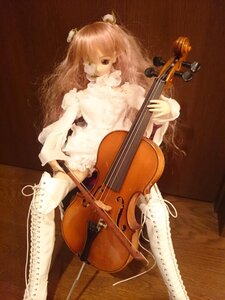 Rating: Safe Score: 0 Tags: 1girl acoustic_guitar bass_guitar bow_(instrument) brown_background brown_eyes doll dress electric_guitar guitar holding_instrument instrument kirakishou long_hair music piano playing_instrument plectrum sheet_music solo violin User: admin