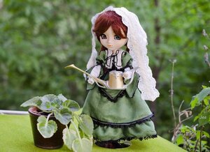 Rating: Safe Score: 0 Tags: 1girl blurry depth_of_field doll dress flower frills gloves green_dress hong_meiling long_hair outdoors photo puffy_sleeves red_hair short_sleeves solo suiseiseki User: admin