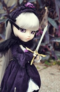 Rating: Safe Score: 0 Tags: 1girl bangs blurry blurry_background depth_of_field doll dress frills hairband holding long_hair long_sleeves looking_at_viewer purple_eyes silver_hair solo suigintou sword very_long_hair weapon wings User: admin