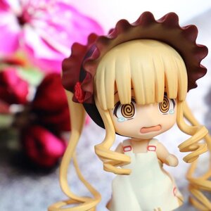 Rating: Safe Score: 0 Tags: 1girl blonde_hair blurry blurry_foreground chibi crying crying_with_eyes_open depth_of_field doll drill_hair long_hair motion_blur open_mouth shinku solo tears twintails yellow_eyes User: admin