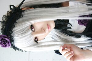 Rating: Safe Score: 0 Tags: 1girl bangs closed_mouth flower gothic_lolita hair_ornament hairband lips lolita_fashion long_hair looking_at_viewer red_eyes rose solo suigintou white_hair User: admin