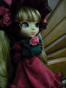 Rating: Safe Score: 0 Tags: 1girl auto_tagged bangs blonde_hair blue_eyes bonnet bow doll dress flower long_hair looking_at_viewer pink_flower pink_rose red_dress rose shinku solo User: admin