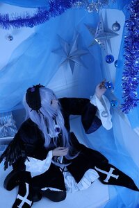 Rating: Safe Score: 0 Tags: 1girl blue_theme cross dress flower long_hair long_sleeves sitting solo suigintou very_long_hair white_hair wings User: admin