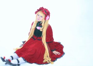 Rating: Safe Score: 0 Tags: 1girl blonde_hair blue_eyes bonnet dress flower lips long_hair long_sleeves red_dress shinku sitting solo very_long_hair User: admin