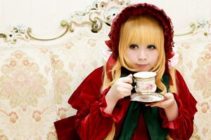 Rating: Safe Score: 0 Tags: 1girl bangs blonde_hair blue_eyes bonnet cup dress flower holding_cup long_hair long_sleeves looking_at_viewer saucer shinku solo tea teacup upper_body User: admin