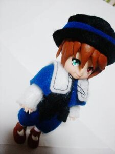 Rating: Safe Score: 0 Tags: 1girl blue_dress blue_headwear blurry closed_mouth doll dress from_above full_body hat heterochromia long_sleeves looking_at_viewer orange_hair red_eyes shoes short_hair smile solo souseiseki standing User: admin