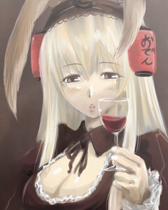 Rating: Safe Score: 0 Tags: 1girl animal_ears blonde_hair breasts choker cleavage cup drinking_glass frills image large_breasts lips long_hair long_sleeves simple_background solo suigintou wine wine_glass User: admin