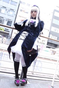 Rating: Safe Score: 0 Tags: 1girl black_legwear dress long_hair long_sleeves ponytail shoes sneakers solo standing suigintou white_hair User: admin