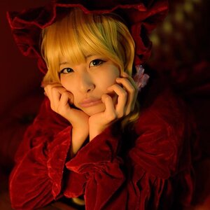 Rating: Safe Score: 0 Tags: 1girl blonde_hair blue_eyes hat lips long_sleeves looking_at_viewer nose realistic ribbon shinku solo upper_body User: admin