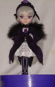 Rating: Safe Score: 0 Tags: 1girl doll dress flower frills hairband looking_at_viewer pantyhose purple_eyes solo standing striped striped_legwear suigintou vertical-striped_legwear vertical_stripes User: admin