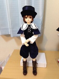 Rating: Safe Score: 0 Tags: 1girl bangs boots brooch brown_hair capelet cross-laced_footwear doll expressionless full_body hat long_sleeves looking_at_viewer short_hair solo souseiseki standing User: admin