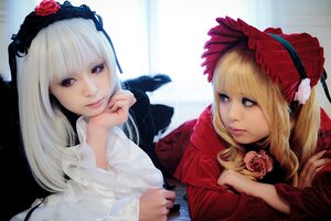 Rating: Safe Score: 0 Tags: 2girls blonde_hair blue_eyes blurry bonnet closed_mouth depth_of_field doll_joints dress flower hairband lips long_hair looking_at_viewer multiple_cosplay multiple_girls pink_rose realistic red_dress red_eyes red_flower red_rose rose shinku suigintou tagme User: admin