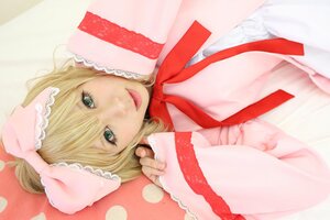 Rating: Safe Score: 0 Tags: 1girl blonde_hair bow green_eyes hair_bow hina_ichigo hinaichigo lips looking_at_viewer ribbon solo User: admin