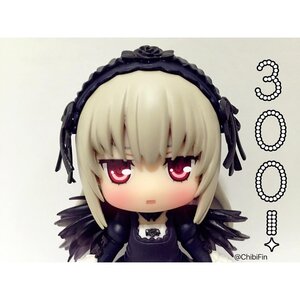 Rating: Safe Score: 0 Tags: 1girl bangs black_dress black_wings blonde_hair chibi doll dress hairband long_sleeves looking_at_viewer red_eyes simple_background solo striped suigintou wings User: admin