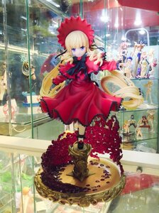 Rating: Safe Score: 0 Tags: 1girl blonde_hair blue_eyes bonnet bow bowtie doll dress hat long_hair long_sleeves looking_at_viewer pink_bow red_dress shinku solo standing User: admin