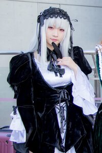 Rating: Safe Score: 0 Tags: 1girl bangs black_dress closed_mouth dress gothic_lolita hairband lolita_fashion long_hair long_sleeves looking_at_viewer solo suigintou User: admin