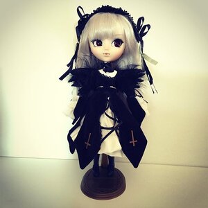 Rating: Safe Score: 0 Tags: 1girl blonde_hair boots doll dress full_body long_sleeves looking_at_viewer ribbon solo standing suigintou User: admin