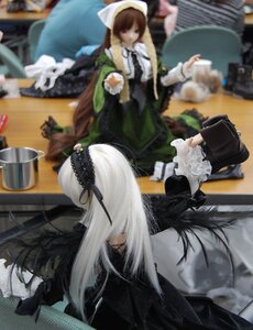 Rating: Safe Score: 0 Tags: 3girls black_dress blurry blurry_background blurry_foreground brown_hair cup depth_of_field doll dress figure frills indoors long_hair long_sleeves motion_blur multiple_dolls multiple_girls photo sitting suigintou suiseiseki tagme very_long_hair white_hair wings User: admin