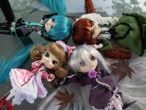 Rating: Safe Score: 0 Tags: 4girls blonde_hair bow doll dress drill_hair frills hatsune_miku hina_ichigo long_hair multiple_dolls multiple_girls pink_bow rose shinku short_hair silver_hair souseiseki suigintou suiseiseki tagme thighhighs twintails very_long_hair User: admin