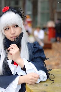 Rating: Safe Score: 0 Tags: 1girl 3d blurry depth_of_field flower frills hairband lips long_sleeves photo realistic rose solo suigintou white_hair User: admin