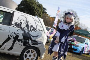 Rating: Safe Score: 0 Tags: 1girl 2girls car dress ground_vehicle hairband long_hair long_sleeves motor_vehicle outdoors red_eyes shield silver_hair sitting solo suigintou User: admin