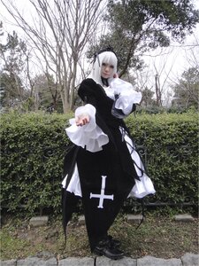 Rating: Safe Score: 0 Tags: 1girl bangs black_dress day dress hairband long_hair long_sleeves nature outdoors solo standing suigintou tree white_hair User: admin
