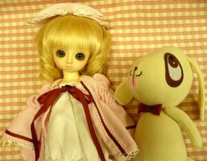 Rating: Safe Score: 0 Tags: 1girl bangs blonde_hair bow checkered doll dress frills green_eyes looking_at_viewer multiple_dolls plaid plaid_background plaid_dress ribbon solo tagme User: admin