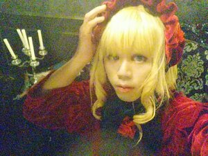 Rating: Safe Score: 0 Tags: 1girl bangs blonde_hair flower long_hair looking_at_viewer shinku solo User: admin