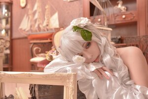 Rating: Safe Score: 0 Tags: 1girl bangs bare_shoulders blurry blurry_background blurry_foreground book bookshelf closed_mouth depth_of_field dress flower hair_flower hair_ornament indoors kirakishou lips long_hair looking_at_viewer sitting solo upper_body white_dress white_flower white_hair User: admin