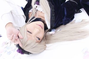 Rating: Safe Score: 0 Tags: 1girl blonde_hair choker closed_eyes dress flower hair_flower hair_ornament lace lips long_hair lying solo suigintou User: admin