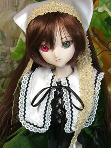 Rating: Safe Score: 0 Tags: 1girl auto_tagged brown_hair doll dress frills green_eyes hat head_scarf heterochromia lace long_hair long_sleeves looking_at_viewer red_eyes solo suiseiseki traditional_media upper_body User: admin