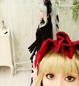 Rating: Safe Score: 0 Tags: 1girl blonde_hair bow bug dress flower insect multiple_cosplay rose solo tagme User: admin