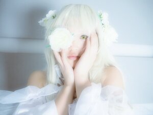 Rating: Safe Score: 0 Tags: 1girl bangs bare_shoulders blonde_hair closed_mouth flower hair_flower hair_ornament hands_on_own_face kirakishou lips looking_at_viewer solo upper_body white_flower white_hair User: admin