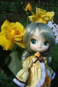 Rating: Safe Score: 0 Tags: 1girl doll dress flower green_hair hat juliet_sleeves kanaria long_sleeves looking_at_viewer puffy_sleeves ribbon solo yellow_dress yellow_flower User: admin