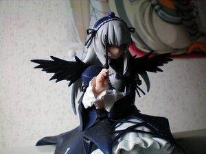 Rating: Safe Score: 0 Tags: 1girl auto_tagged black_dress black_ribbon black_wings doll dress frills hairband long_hair long_sleeves silver_hair solo standing suigintou wings User: admin