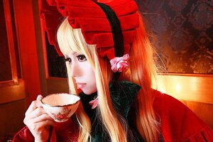 Rating: Safe Score: 0 Tags: 1girl bangs blonde_hair cup flower holding lips long_hair shinku solo teacup upper_body User: admin